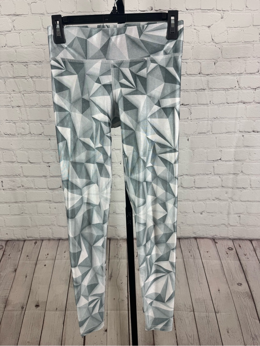Terez Printed Tallband Geo Leggings Grey White Prism Geometric Size Small